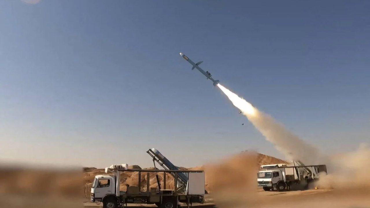 ইসরায়েলের দিকে আসছে ইরানি মিসাইল