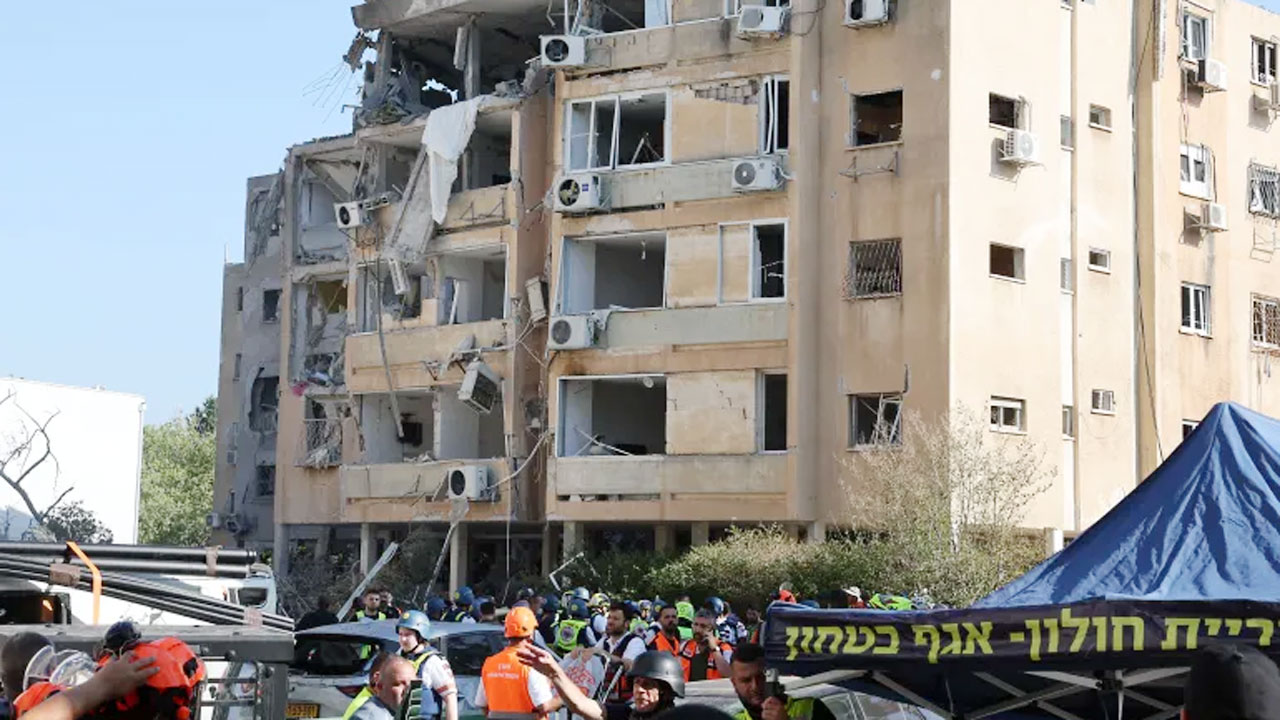 ইরানি ক্ষেপণাস্ত্রের আঘাতে ইসরায়েলে আহত ৪৭