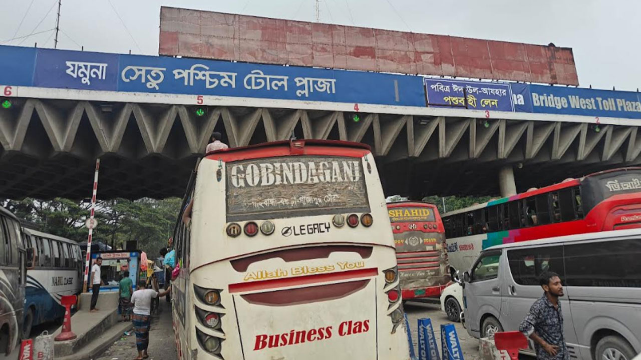 যমুনা সেতু দিয়ে ২৪ ঘণ্টায় পারাপার ৫১ হাজারের বেশি যানবাহন