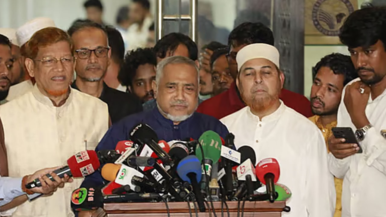 এনসিসির পক্ষে জামায়াত, বিরোধের বিষয়গুলোতে চায় গণভোট