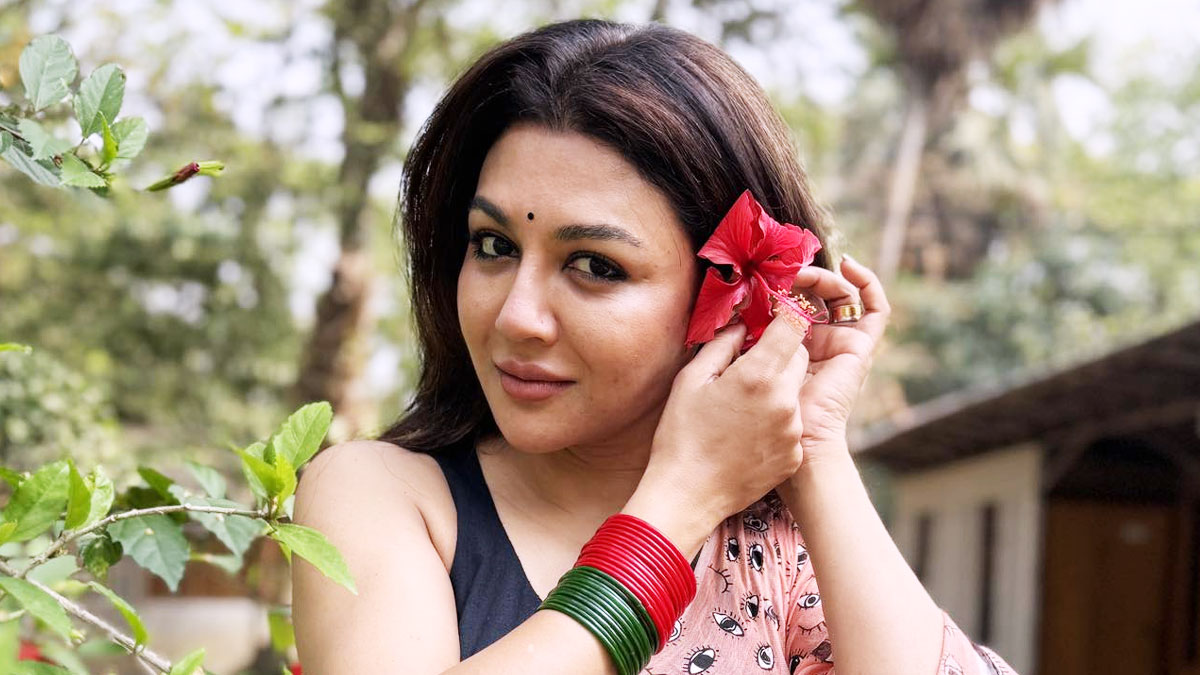 সন্তান দত্তক নেওয়া প্রসঙ্গে যা বললেন জয়া