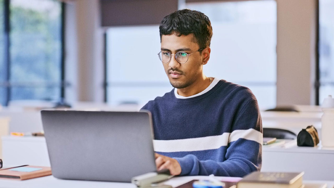 নিয়োগ দিচ্ছে আকিজ হেলথকেয়ার, আছে প্রভিডেন্ট ফান্ড