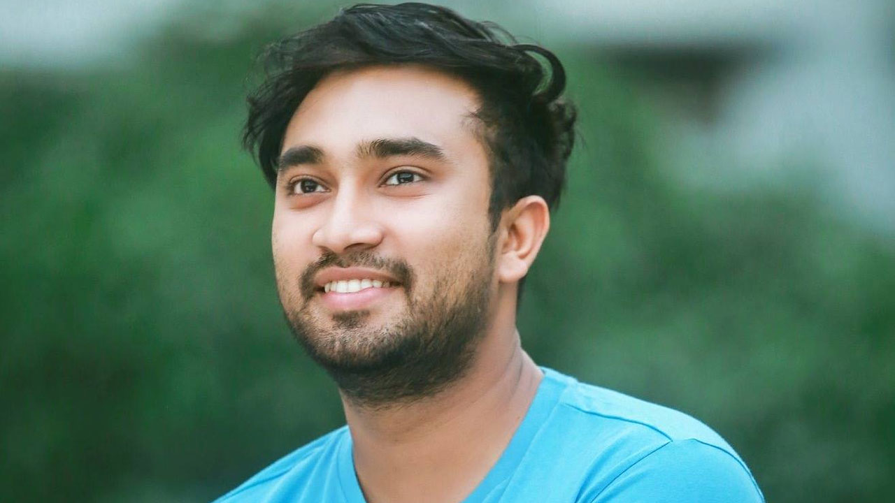 অসুস্থ জোভান বললেন, ‘আমার সাথে ভালো ব্যবহার করুন’