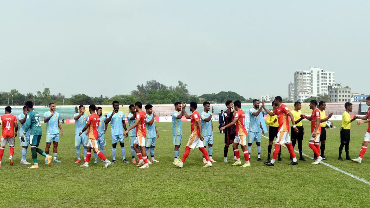 ভারত-পাকিস্তানের ৫ জন খেলবেন বাংলাদেশি হিসেবে, আপত্তি ক্লাবগুলোর