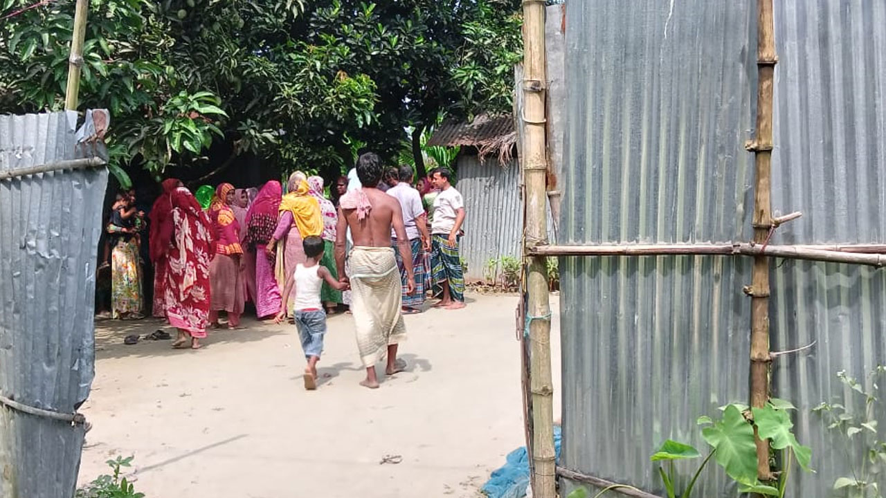 মাছ ধরতে গিয়ে পানিতে ডুবে দুই শিশুর মৃত্যু