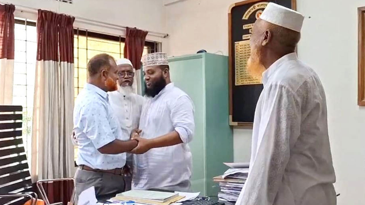 সেই হিসাবরক্ষণ কর্মকর্তার কাছে ক্ষমা চাইলেন জামায়াত নেতা