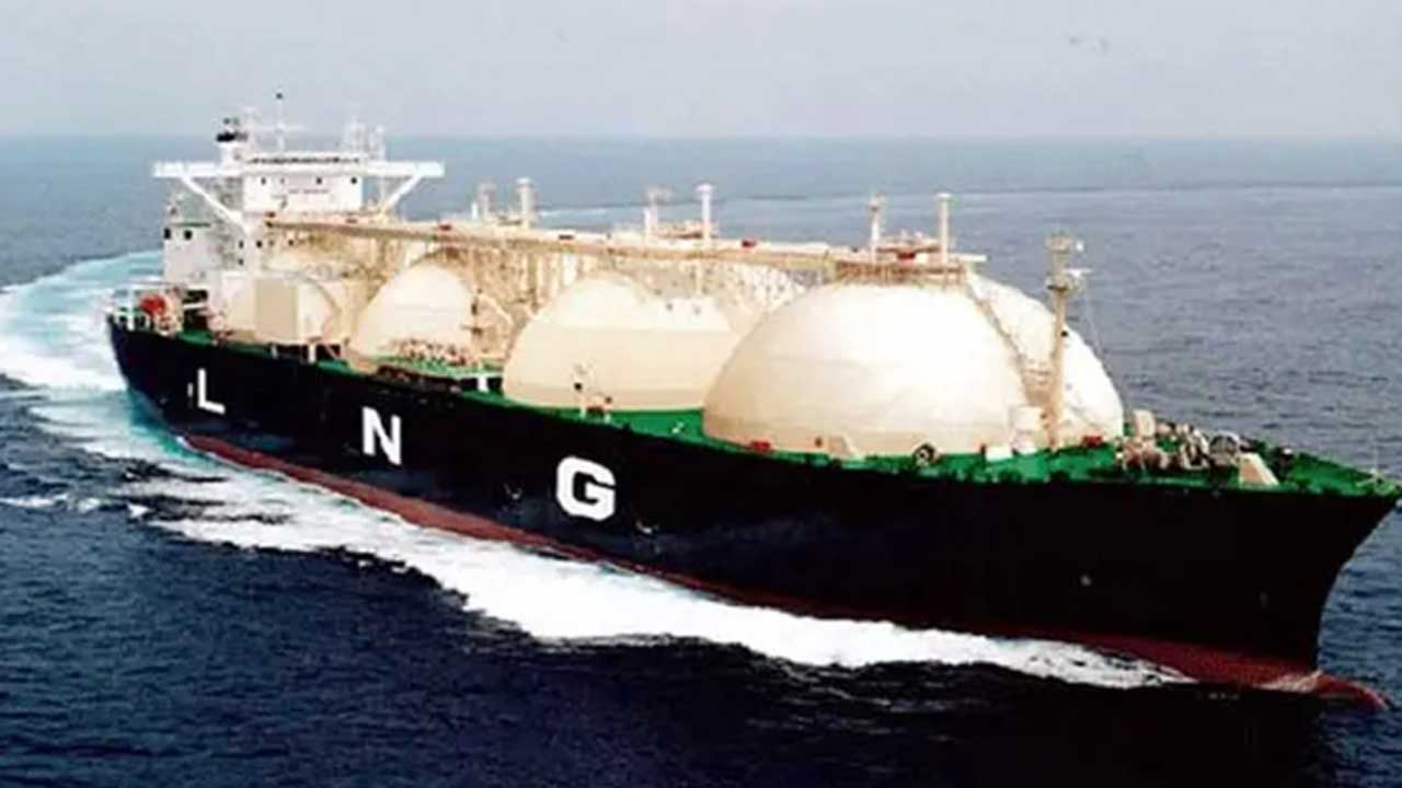 এক কার্গো এলএনজি আমদানি করবে সরকার, ব্যয় ৬২১ কোটি ৮৪ লাখ টাকা