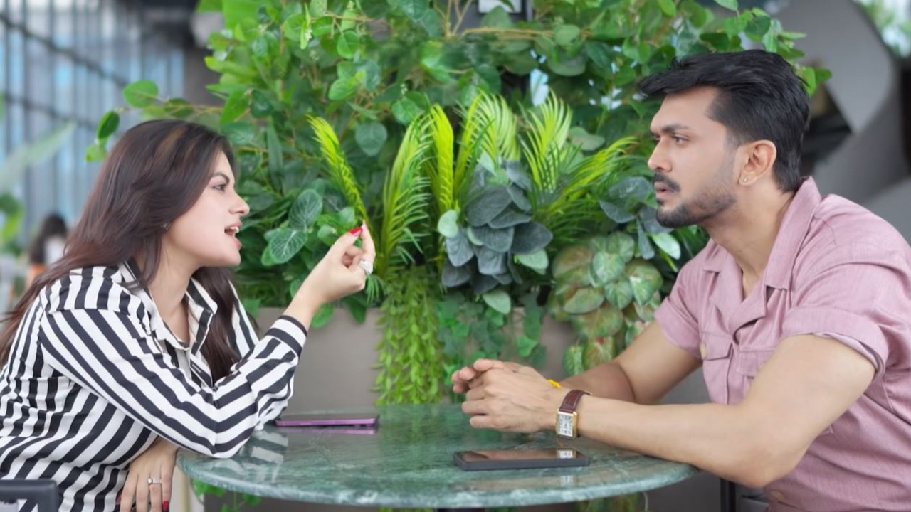 আমি তোমার মতো এক টাকা পারিশ্রমিক নেই না- শুভকে খোঁচা মন্দিরার