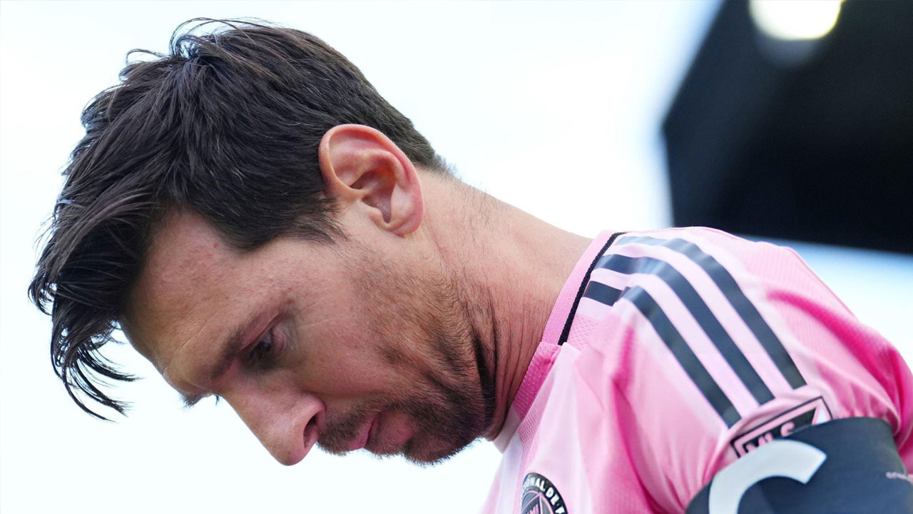 ইন্টার মায়ামিতে ইতিহাস গড়লেন মেসি 