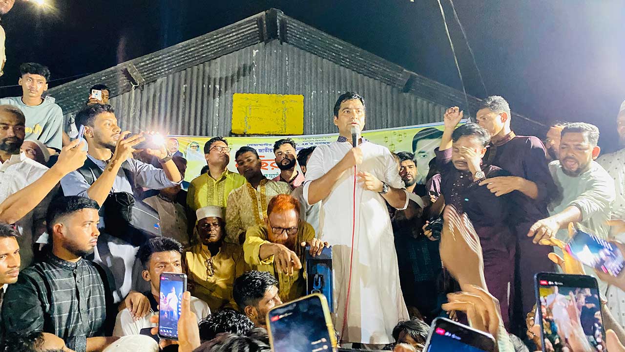 সদর-সুবর্ণচরের বাইরের কোনো লোককে আমরা এমপি হিসেবে দেখতে চাই না