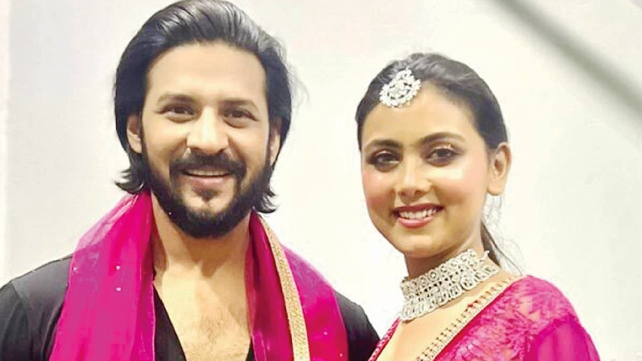 এবার নীরবের বিপরীতে ইধিকা