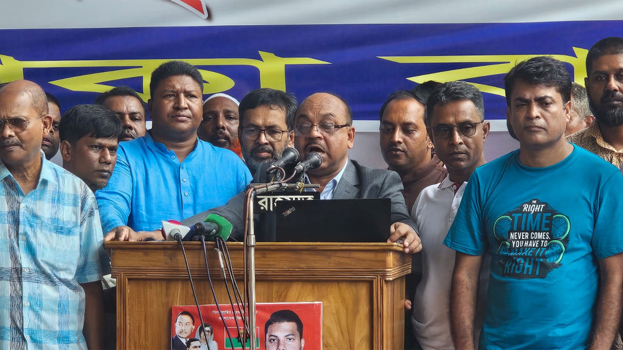 আগামীকাল খুলছে নগর ভবনের তালা, বন্ধ থাকবে প্রশাসক- প্রকৌশলীদের কক্ষ