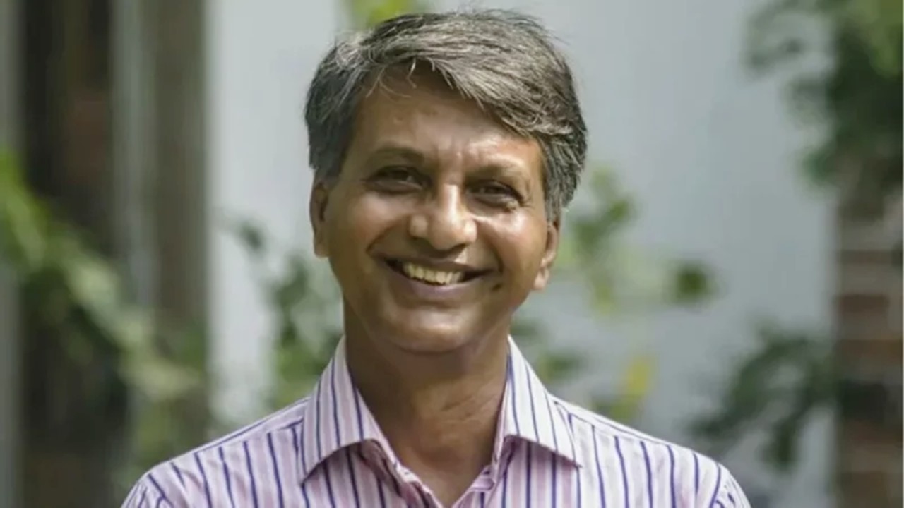 সাবেক আইজিপি নূর মোহাম্মদ ও তার স্ত্রীর বিরুদ্ধে দুর্নীতির ২ মামলা