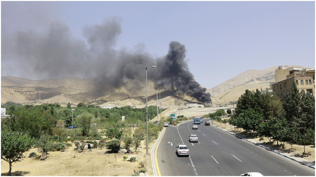 ইরানের সঙ্গে সীমান্ত বন্ধ করে দিল পাকিস্তান