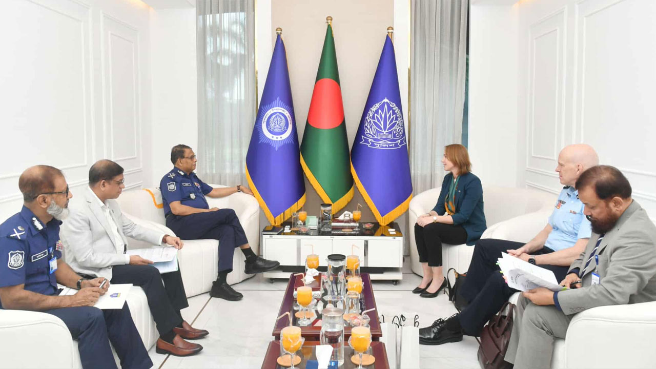 আইজিপির সঙ্গে অস্ট্রেলিয়ান হাইকমিশনারের সৌজন্য সাক্ষাৎ