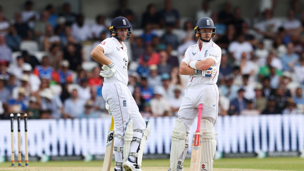 শেষদিনের রোমাঞ্চের অপেক্ষায় হেডিংলি টেস্ট