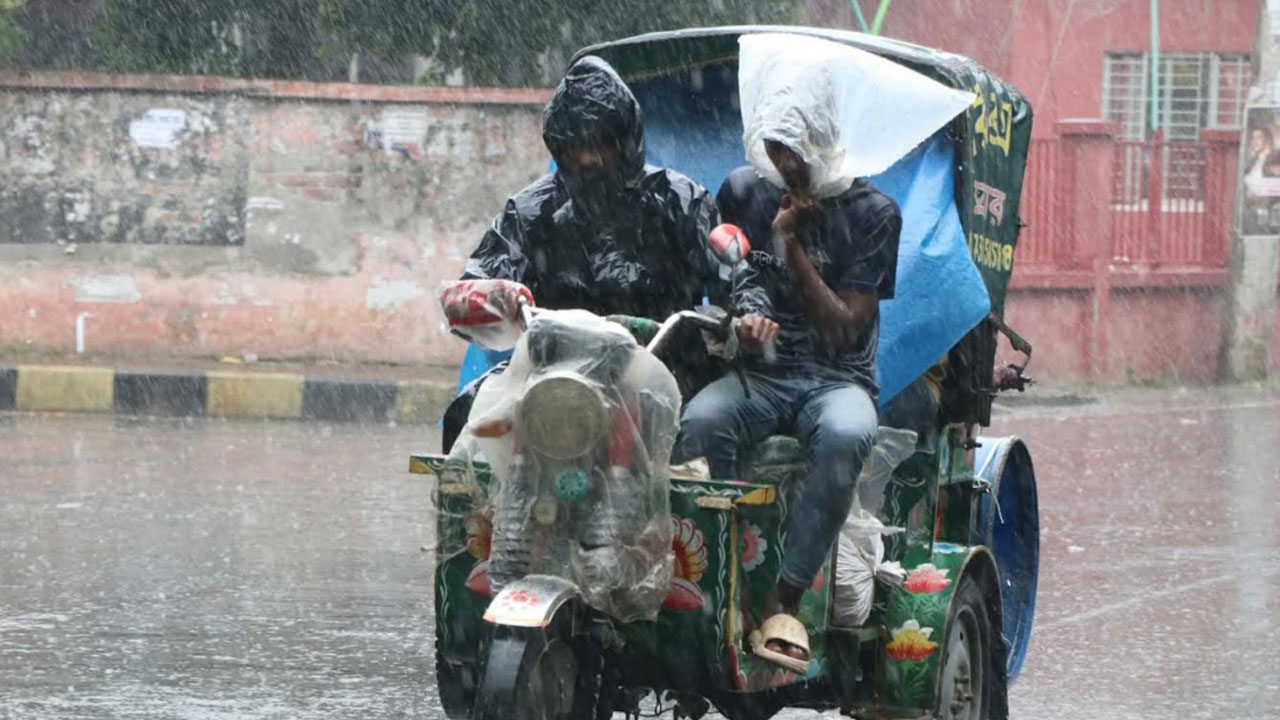 ২০ বছর পর এমন আবহাওয়া পেল রাজশাহীবাসী