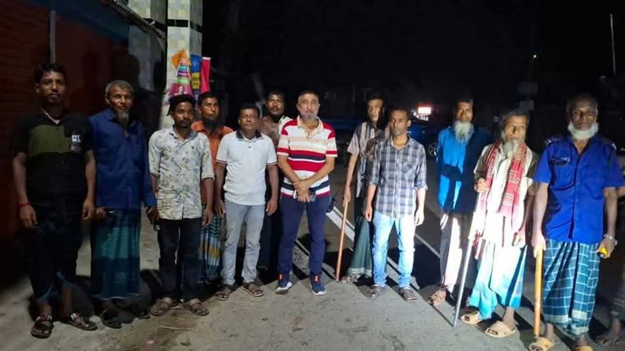রাজবাড়ীতে চুরি বন্ধে রাত জেগে পাহারা দিচ্ছেন গ্রামবাসী