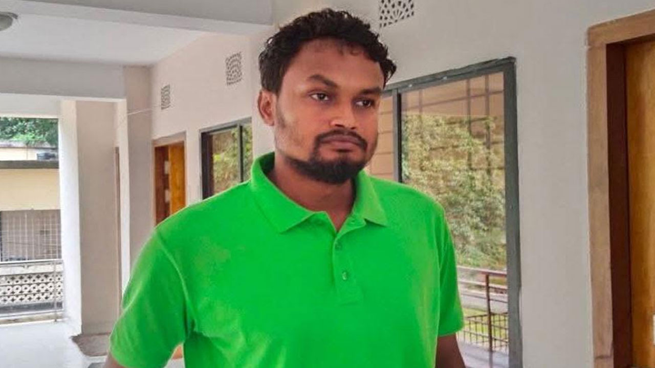 দুর্নীতির অভিযোগে সহযোদ্ধাদের হাতে অবরুদ্ধ সমন্বয়ক