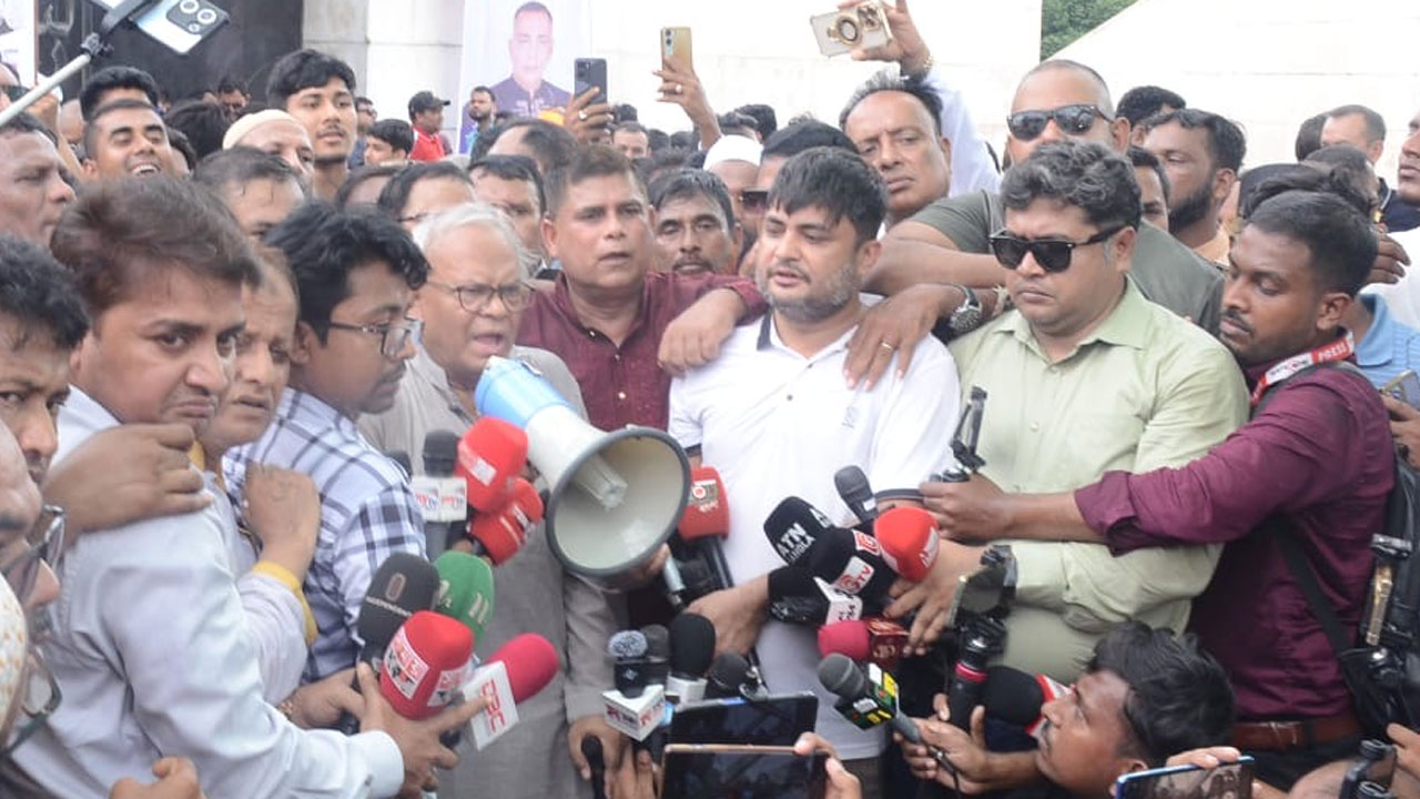 অপরাধ যত বড়ই হোক ‘মব জাস্টিস’ সমর্থনযোগ্য নয় : রিজভী