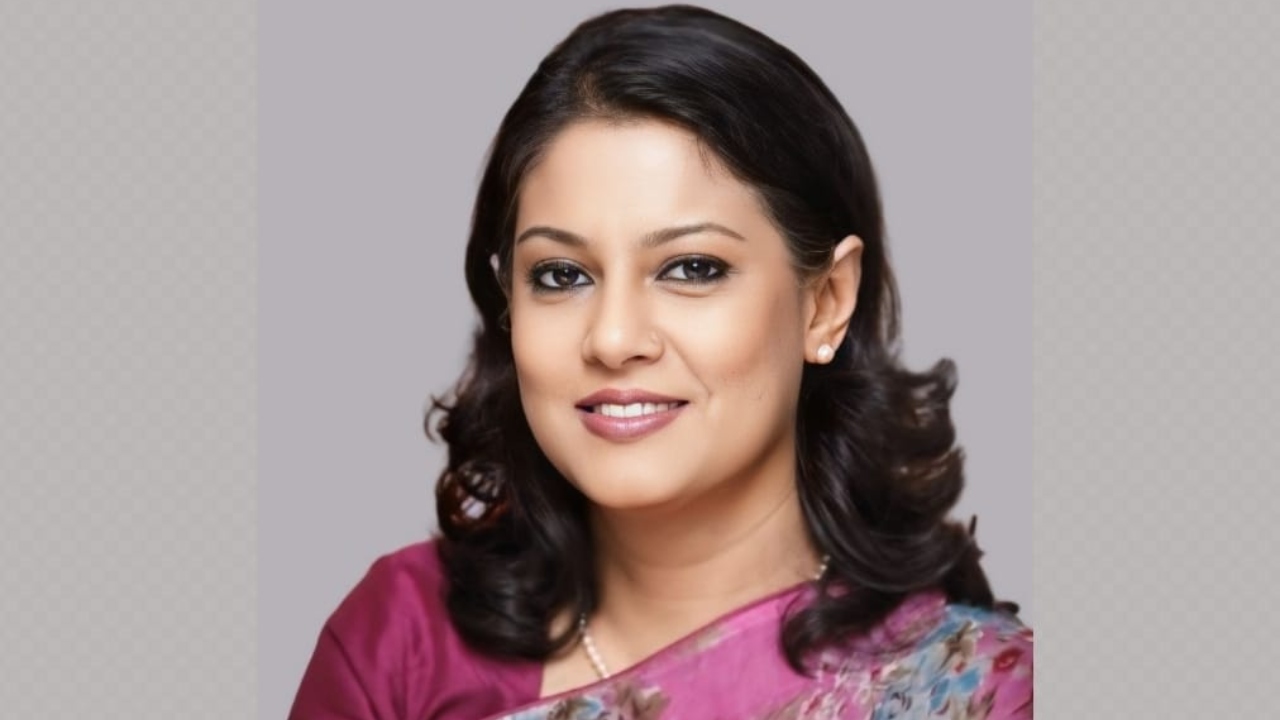 প্রত্যেক ক্ষেত্রেই সংলাপের মাধ্যমে এগোতে হবে : উপদেষ্টা রিজওয়ানা