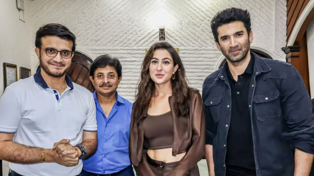 সৌরভের বাড়ির বাংলা খাবার কেমন লেগেছে সারা-আদিত্যের