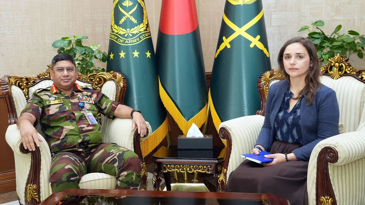 সেনাপ্রধানের সঙ্গে ডব্লিউজিইআইডির ভাইস চেয়ারপারসনের সৌজন্য সাক্ষাৎ