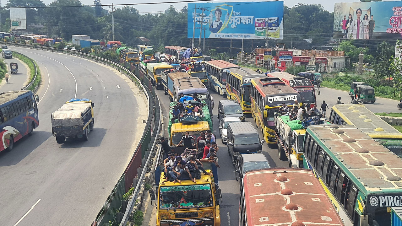 ঢাকা-টাঙ্গাইল-যমুনা সেতু মহাসড়কে ২৫ কিলোমিটার যানজট