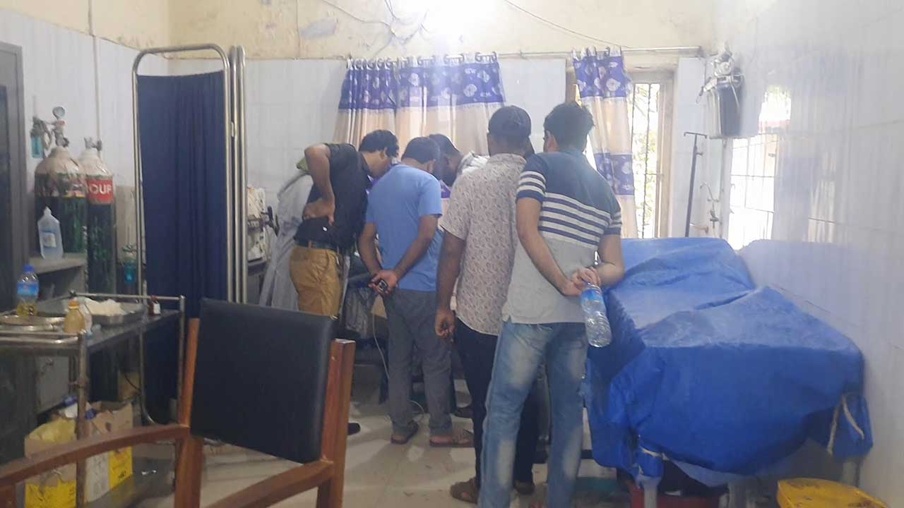 টাঙ্গাইলে ব্র্যাক বিশ্ববিদ্যালয়ের শিক্ষার্থীসহ দুইজন নিহত