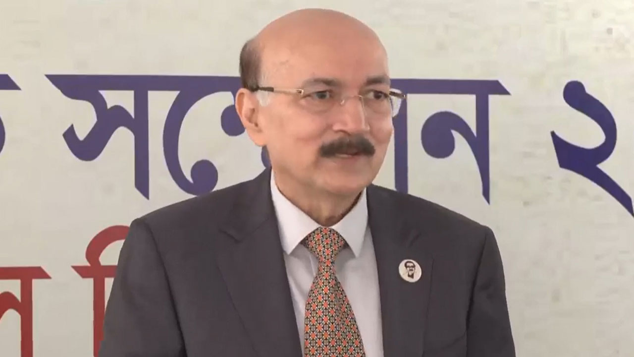 তারিক আহমেদ ও তার পরিবারের ২৪ বিঘা জমিসহ প্লট, ফ্ল্যাট ক্রোক