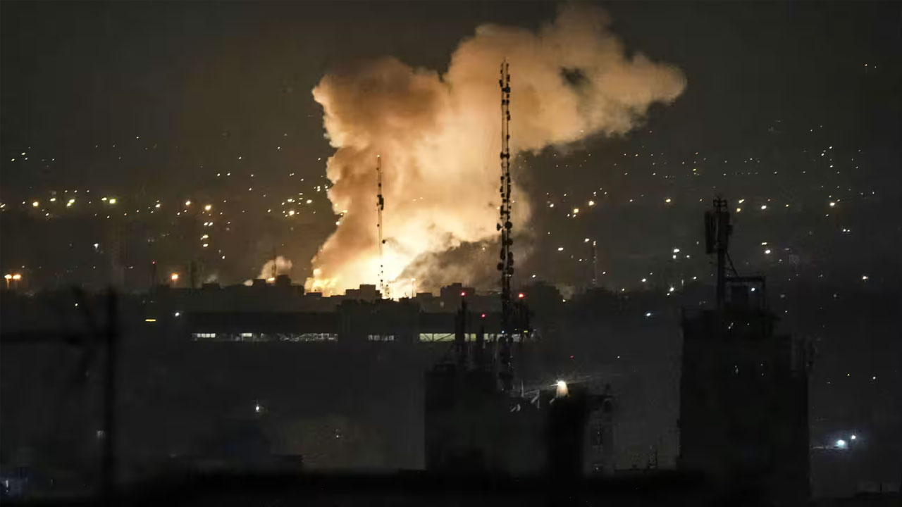 আগুনে পুড়ল ইরানের প্রধান ইউরেনিয়াম সমৃদ্ধকরণ কেন্দ্র