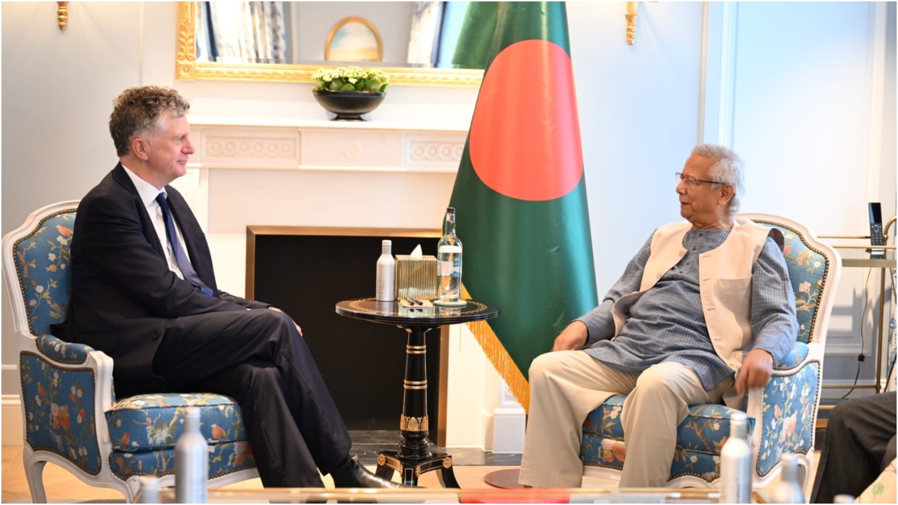 রোহিঙ্গা প্রত্যাবাসনে যুক্তরাজ্যের সহায়তা চাইলেন প্রধান উপদেষ্টা