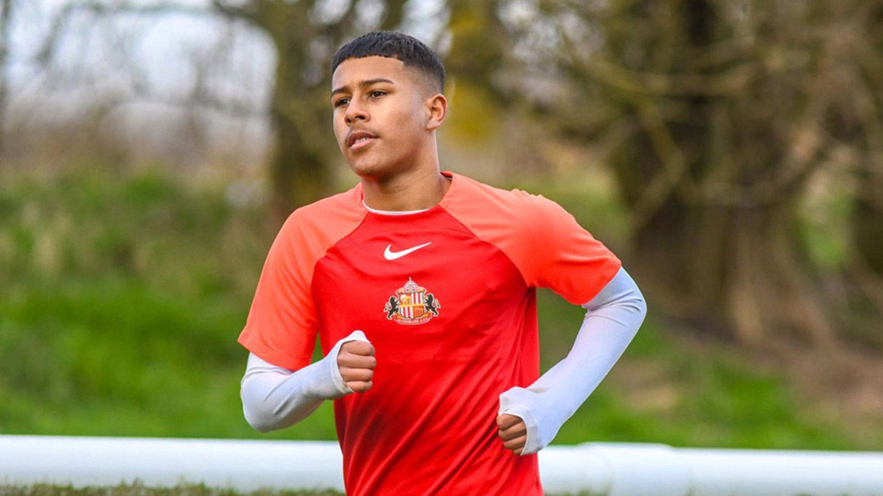 বাংলাদেশি পাসপোর্ট পেয়েছেন কিউবা, সিঙ্গাপুর ম্যাচে খেলতে পারবেন?