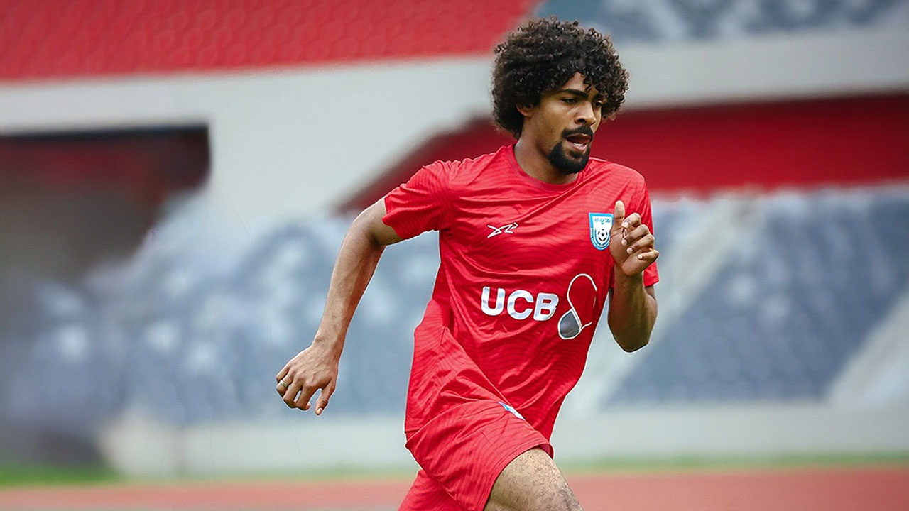 দ্বিতীয়ার্ধে নেই হামজা, সোহেলের গোল