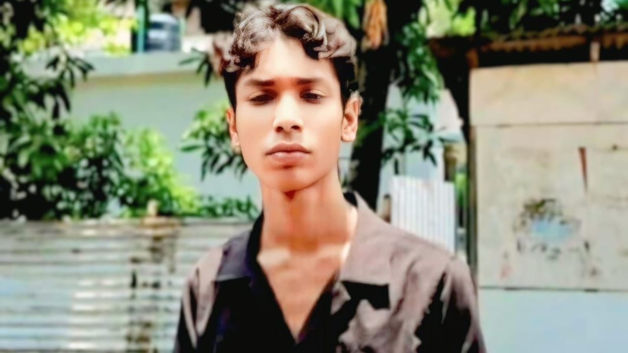 আমার ছেলে তো রাজনীতি করে না মাদরাসায় পড়ে, ওরে কেন মারল?