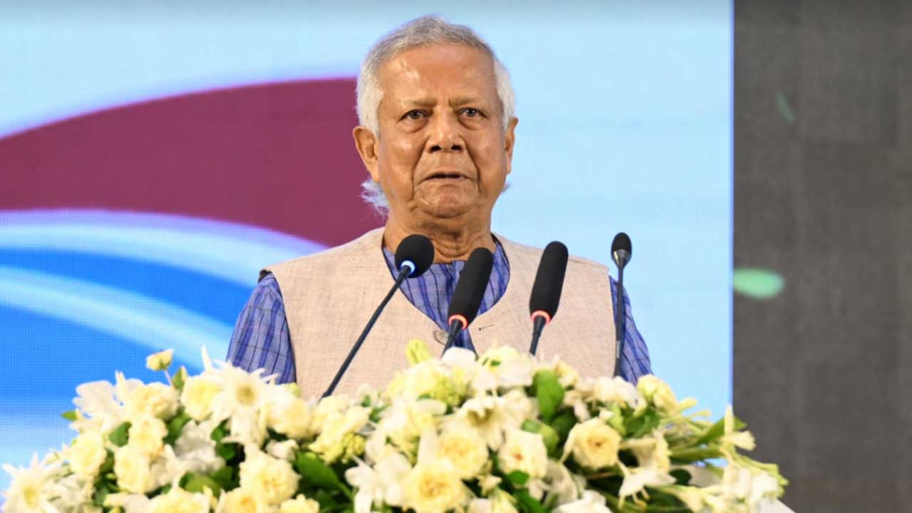 পৃথিবীর সর্বনাশের জন্য আমরা আসামি : প্রধান উপদেষ্টা