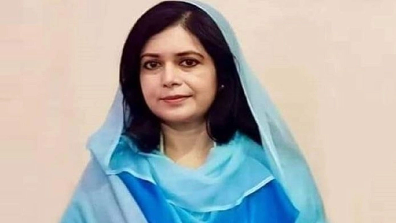 ঢাকার ভোটার হলেন জুবাইদা রহমান