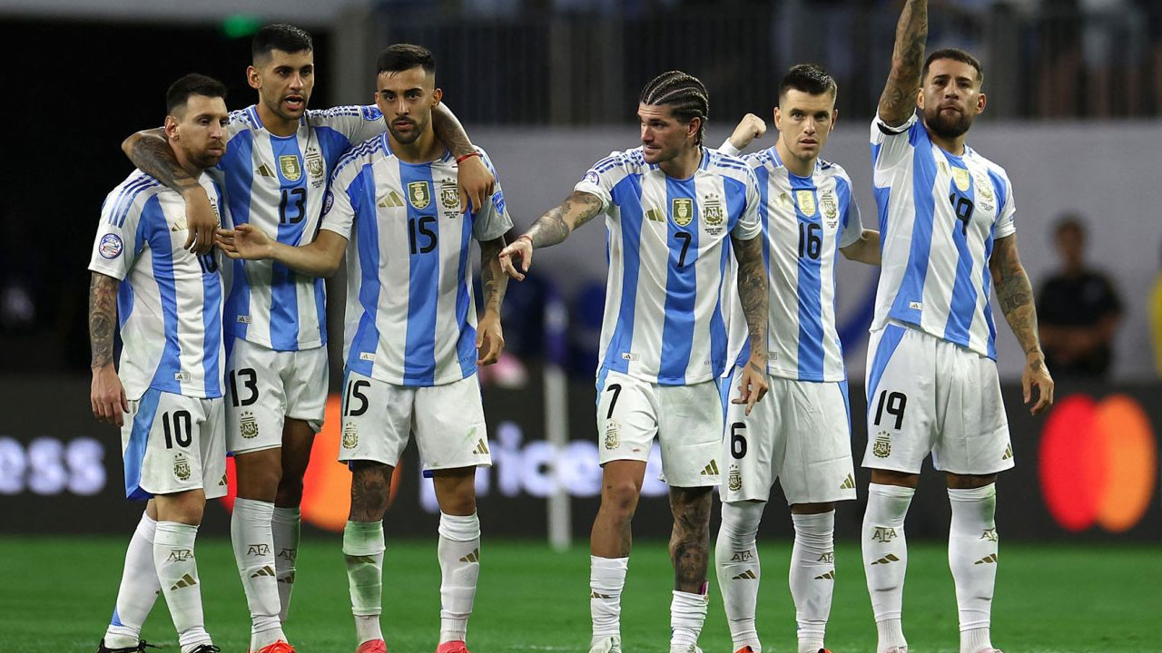 ব্রাজিল-উরুগুয়ে ম্যাচের জন্য আর্জেন্টিনার প্রাথমিক স্কোয়াড ঘোষণা