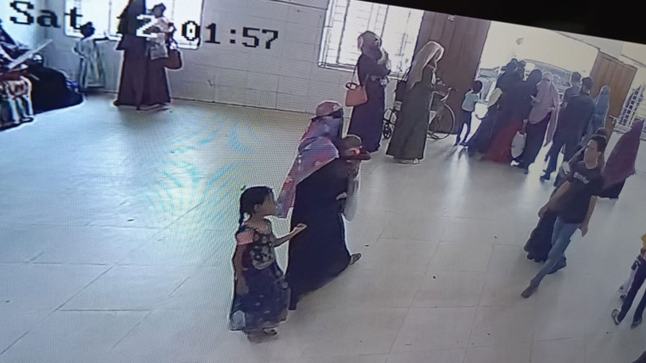 স্বাস্থ্য কমপ্লেক্সে ডাক্তার দেখাতে এসে নবজাতক চুরি