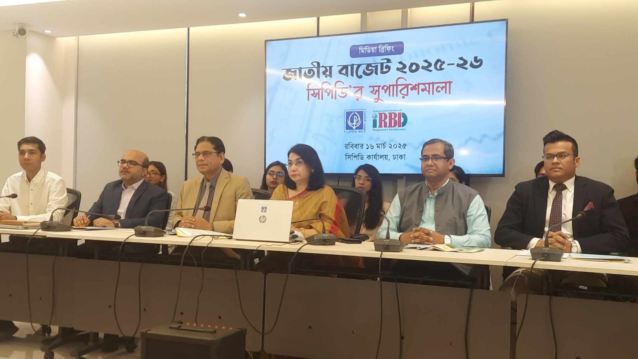 ব্যক্তি পর্যায়ে করমুক্ত আয়ের সীমা ৪ লাখ করার সুপারিশ