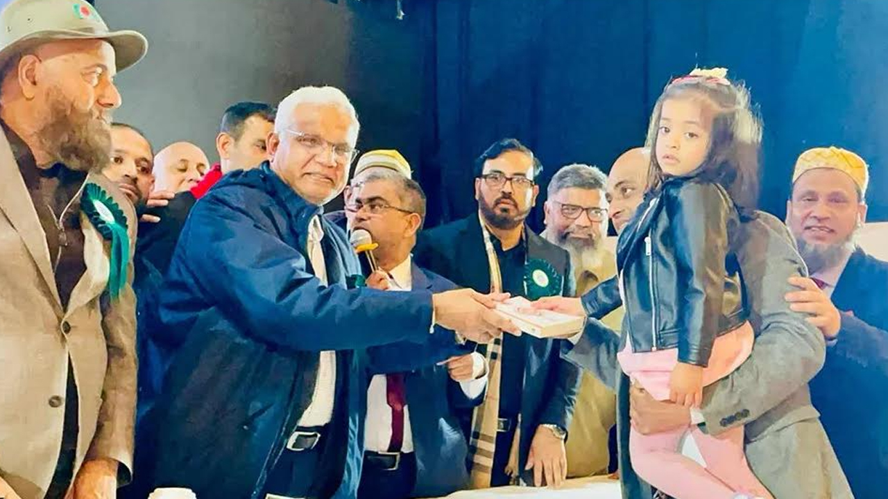 দেশ চলতে হবে সুশাসনের মাধ্যমে : লন্ডনে ডা. জাহিদ