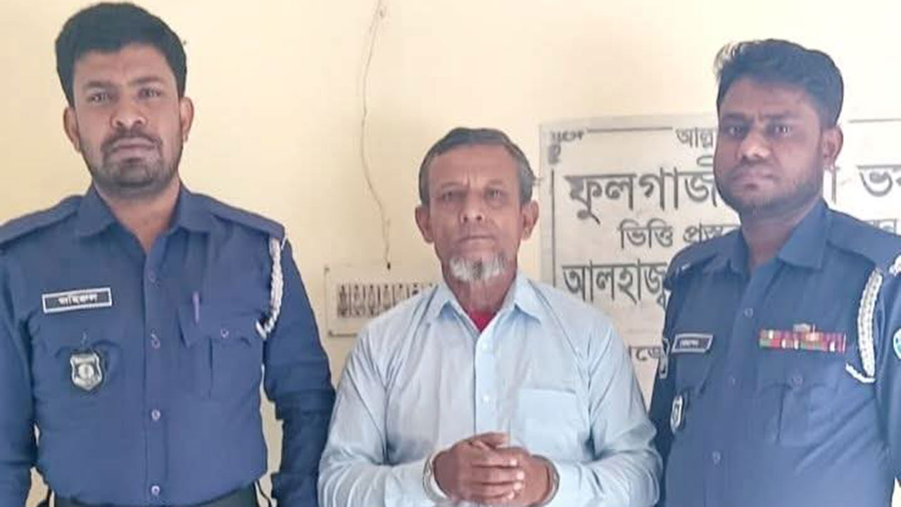 খাবারের লোভ দেখিয়ে ধর্ষণ চেষ্টার অভিযোগ, চা দোকানি গ্রেপ্তার