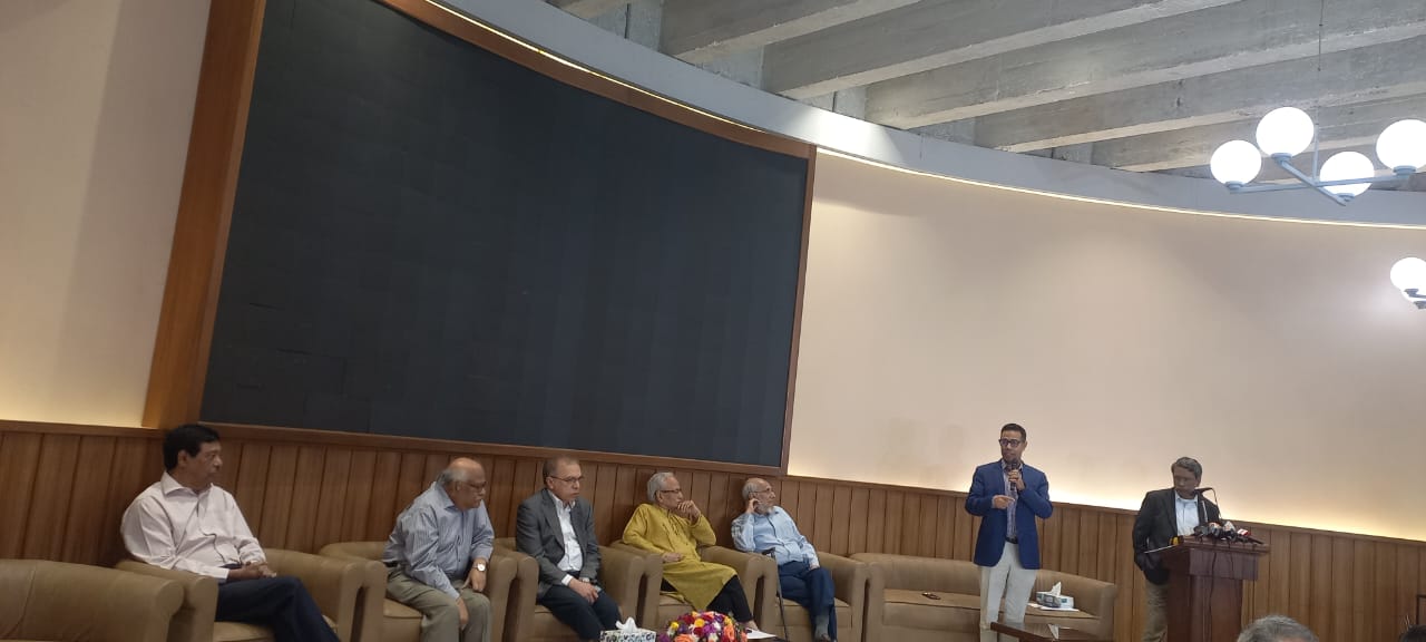দ্রুত সময়ে রাজনৈতিক দলগুলোর মতামত চায় ঐকমত্য কমিশন