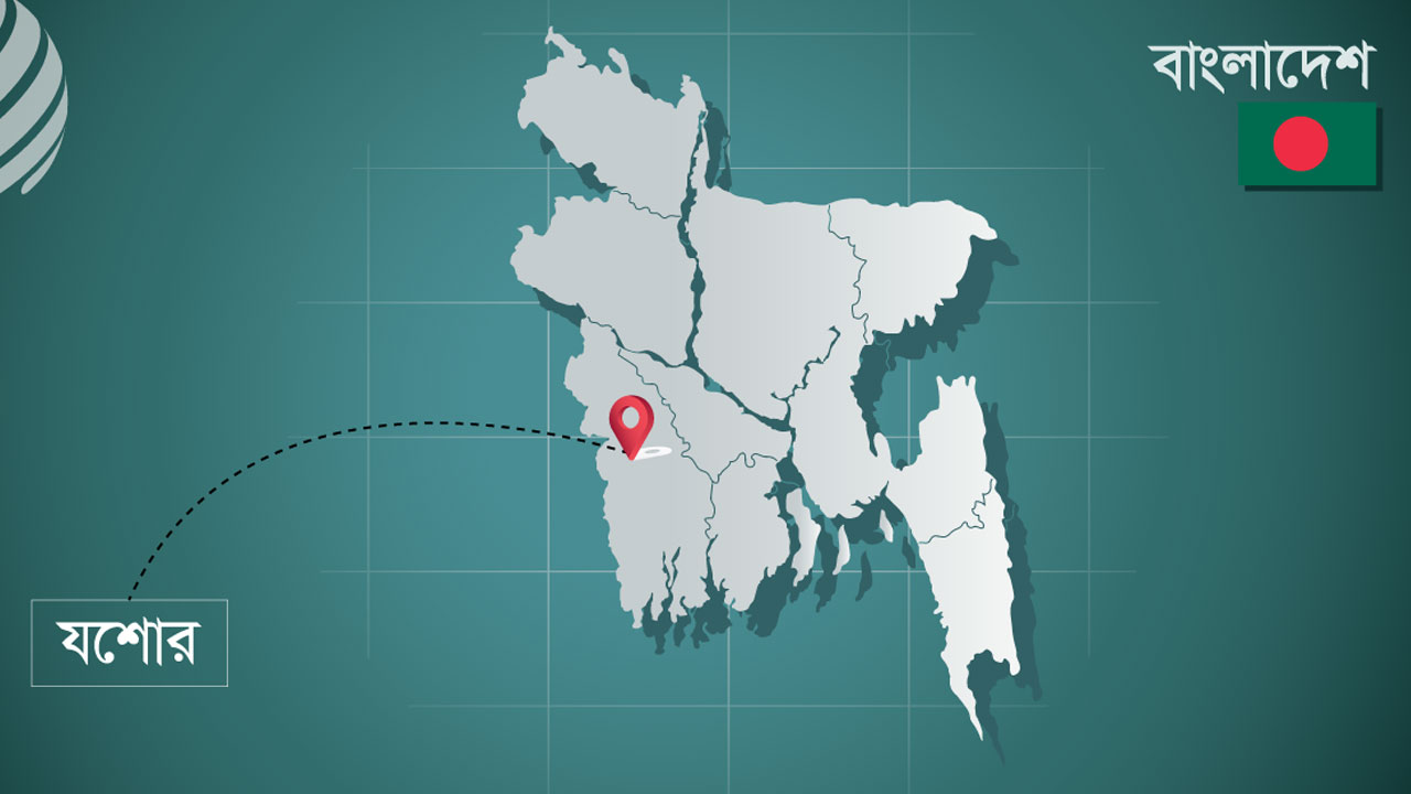 সেহরির সময় বাবাকে কুপিয়ে হত্যা করলো ছেলে