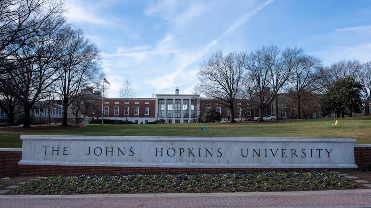 সহায়তা তহবিলে ব্যাপক হ্রাস, ২০০০ কর্মী ছাঁটাই করছে জনস হপকিন্স