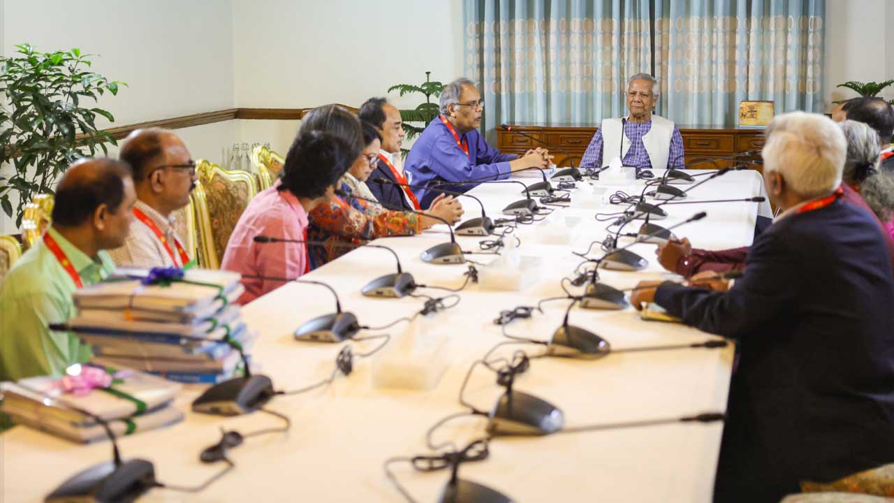 গণমাধ্যম কমিশনে নিবন্ধিত হবেন সব সাংবাদিক