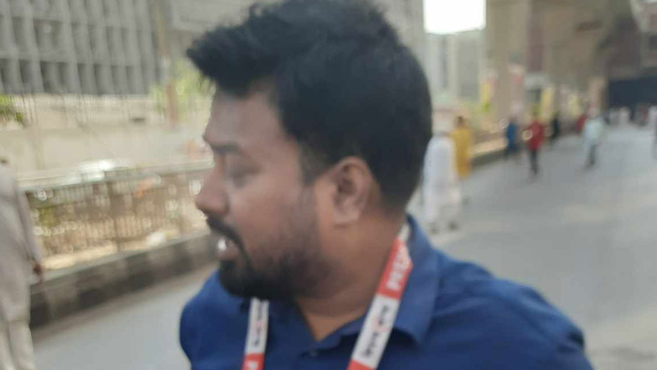 হিজবুত তাহরীরের কর্মসূচির সংবাদ সংগ্রহ করতে গিয়ে সাংবাদিক আহত