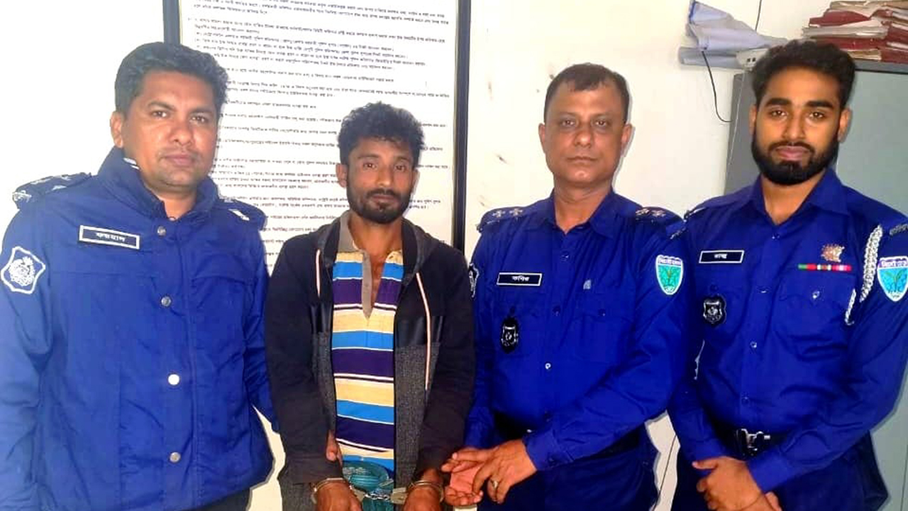 জুড়ীতে কুখ্যাত ডাকাত সোহেল গ্রেপ্তার