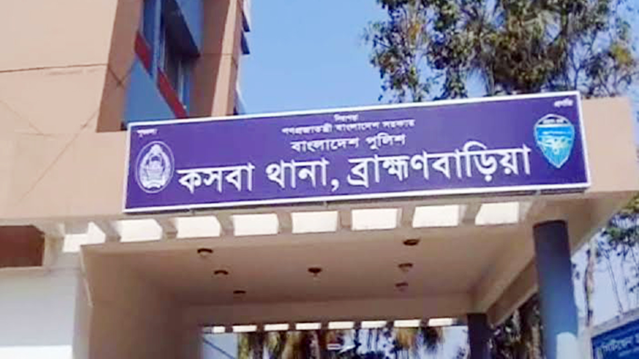 পাহাড় কাটার সময় মাটিচাপায় শ্রমিক নিহত