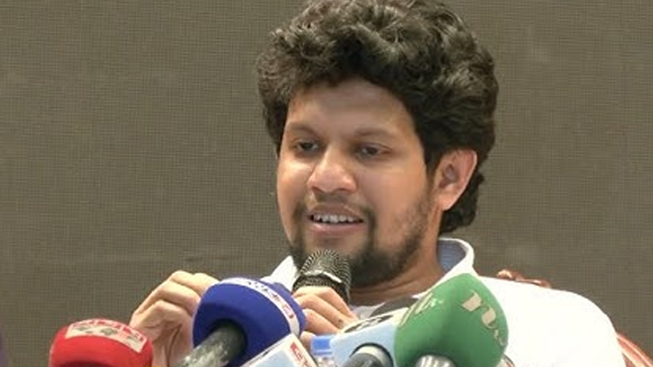 জামায়াত শাপলাকে, আ.লীগ শাহবাগকে ‘প্রক্সি’ হিসেবে ব্যবহার করেছে